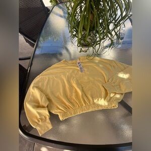 Levi's Sunny Yellow Cropped Sweatshirt